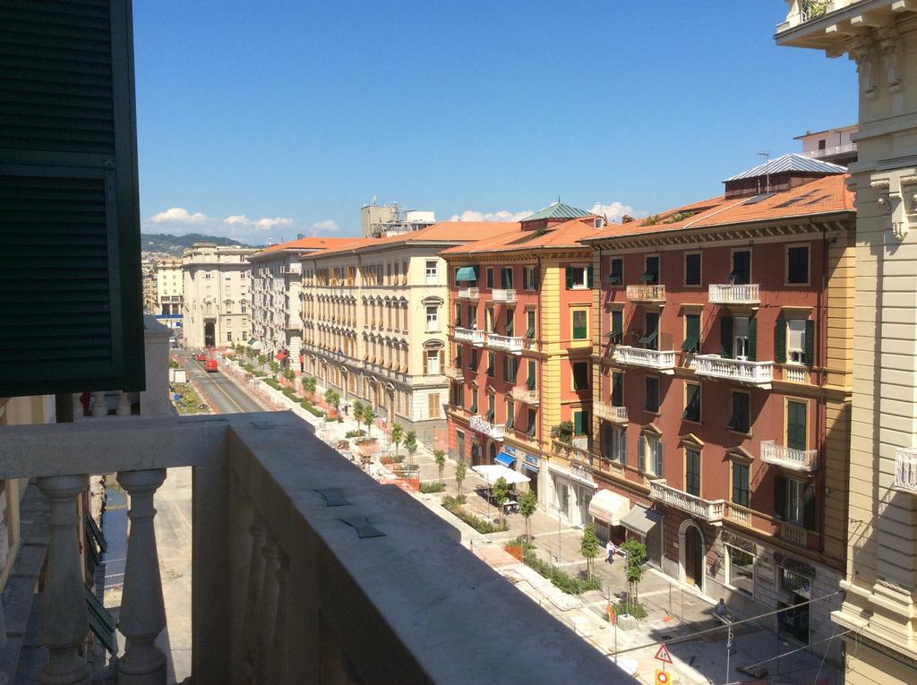 Via Chiodo Luxury Apartment La Spezia Zimmer foto